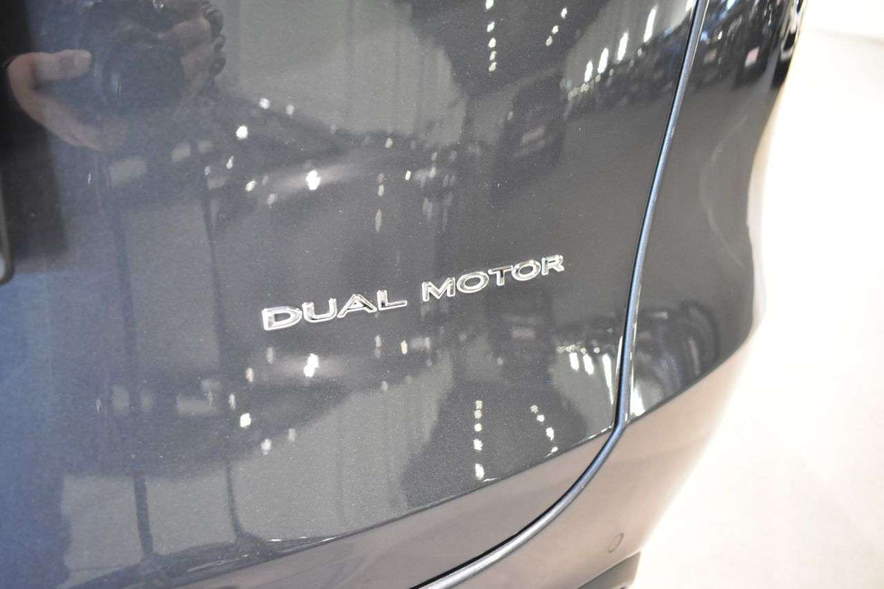 TESLA MODEL Y en Minoautos