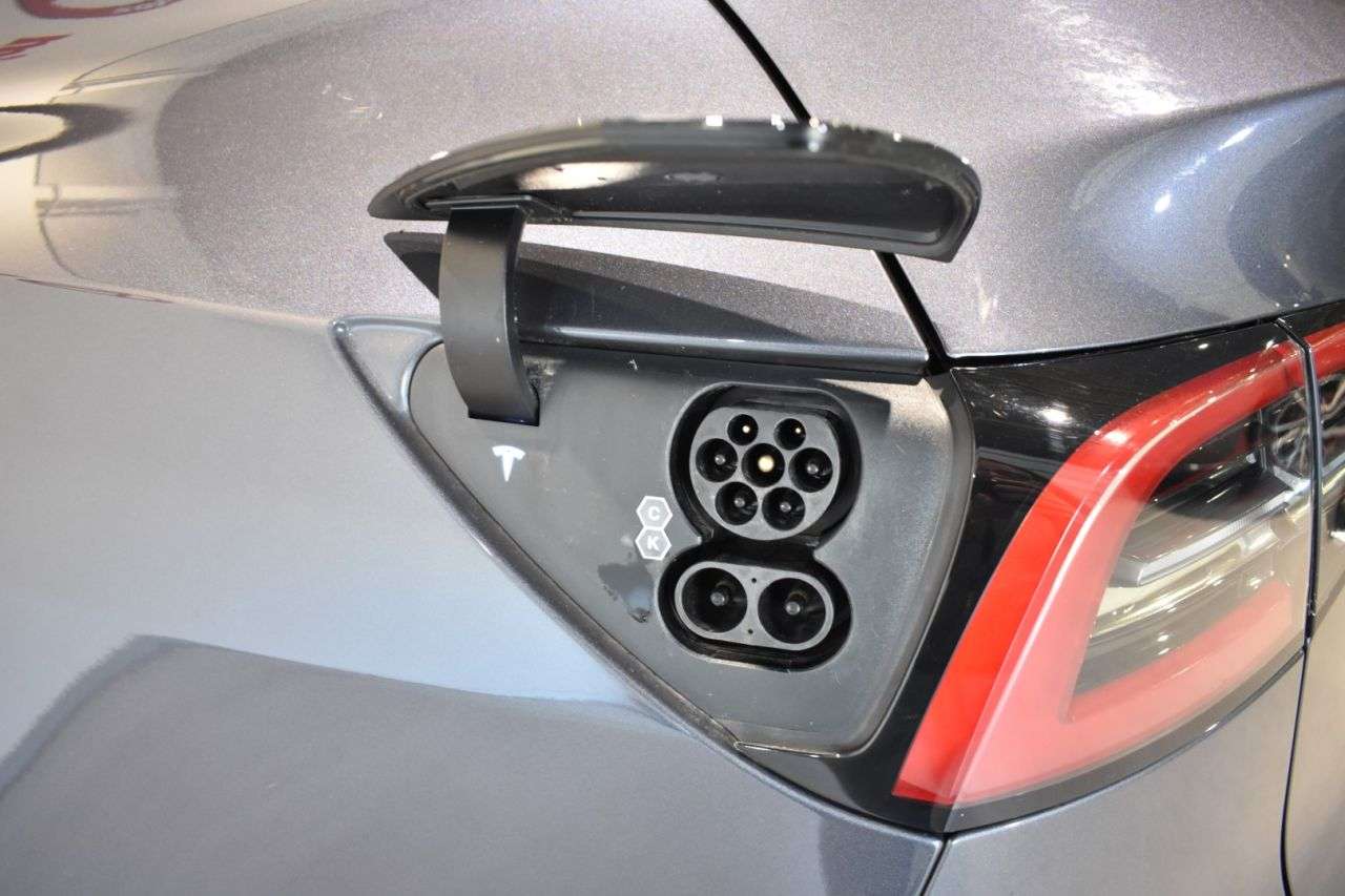 TESLA MODEL Y en Minoautos