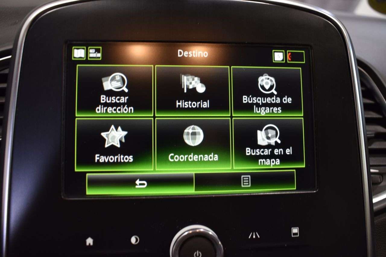 RENAULT SCENIC en Minoautos