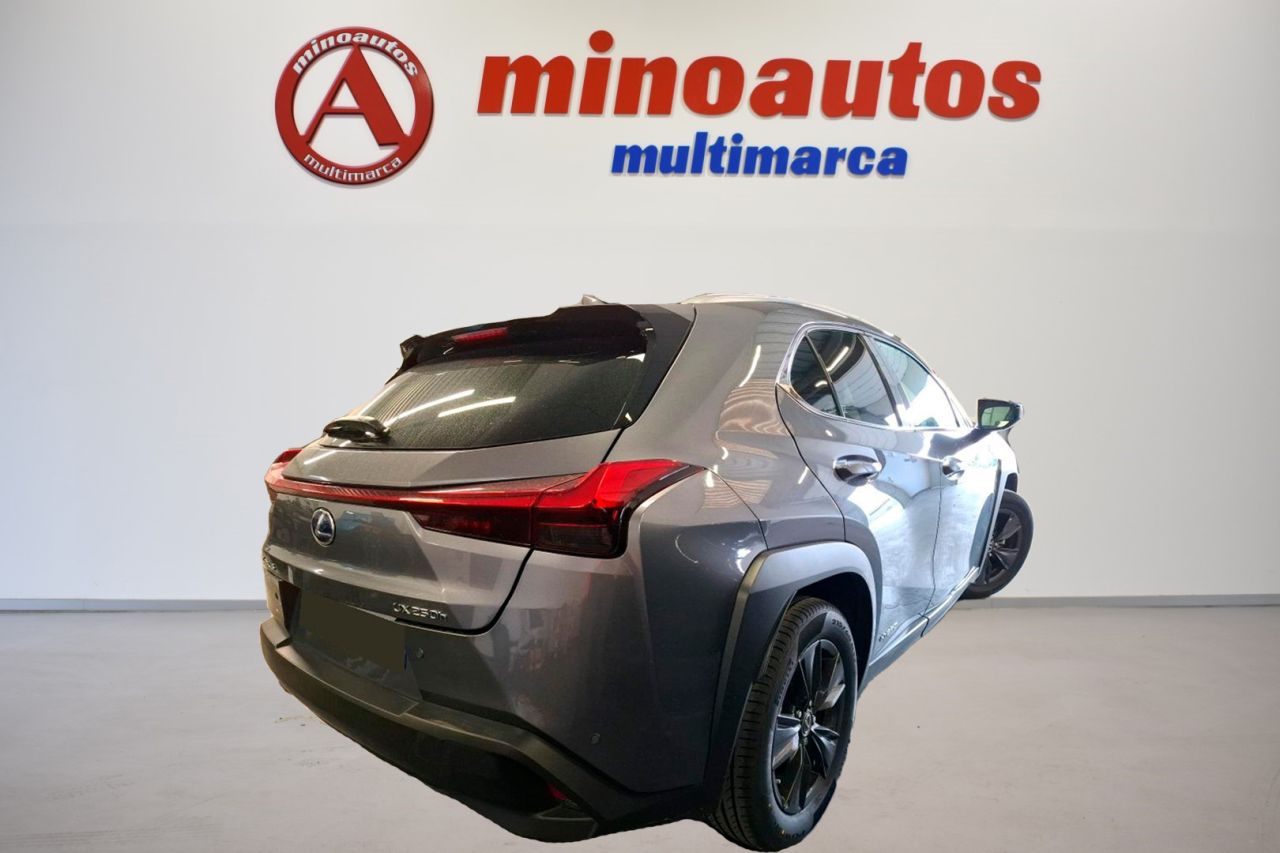 LEXUS UX en Minoautos
