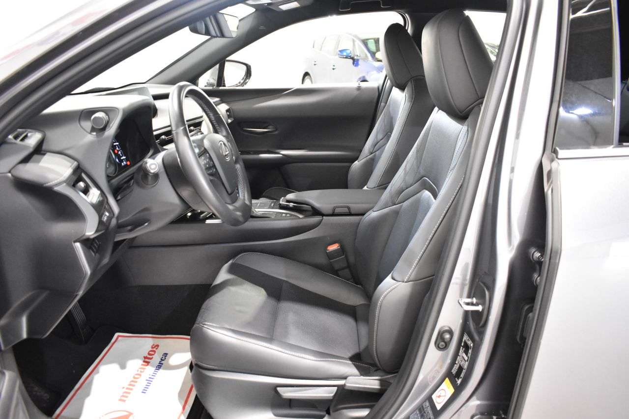 LEXUS UX en Minoautos