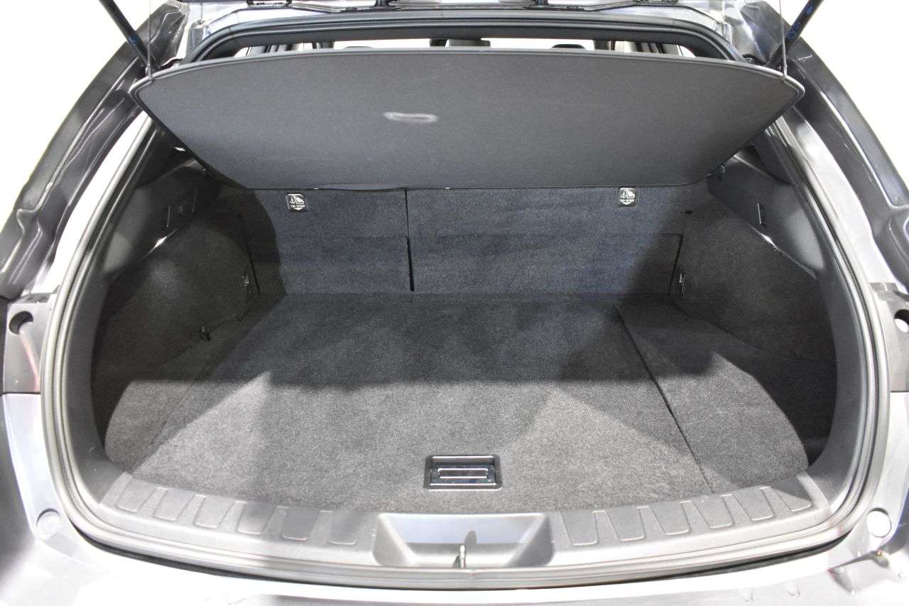 LEXUS UX en Minoautos