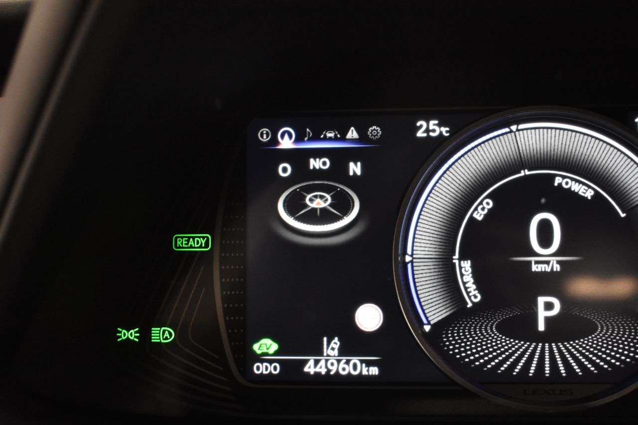 LEXUS UX en Minoautos