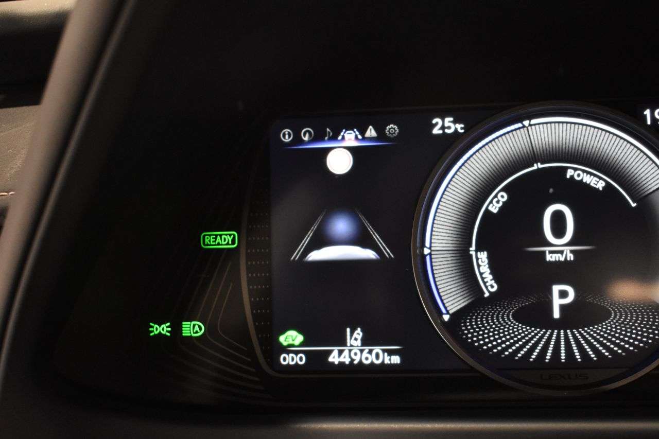 LEXUS UX en Minoautos