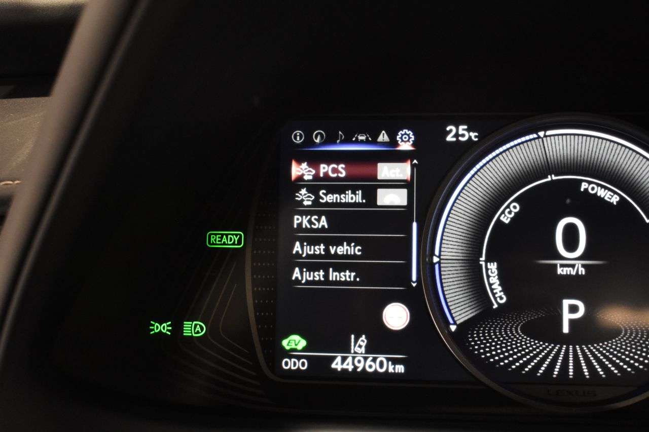 LEXUS UX en Minoautos