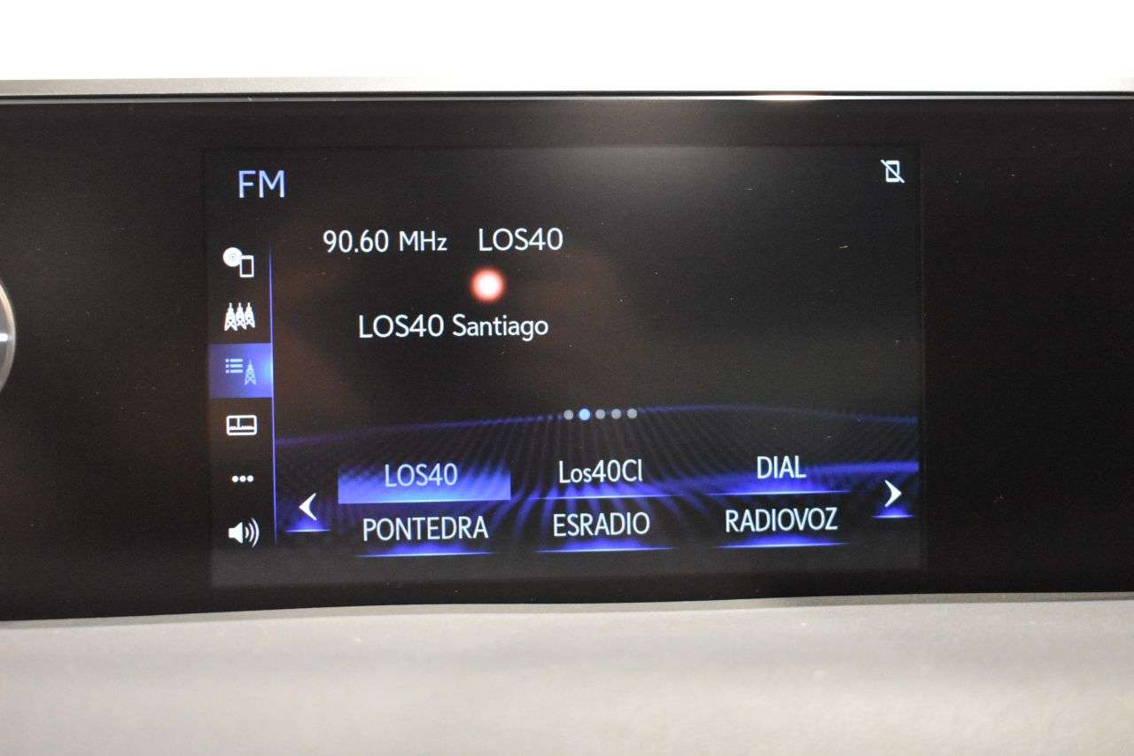 LEXUS UX en Minoautos