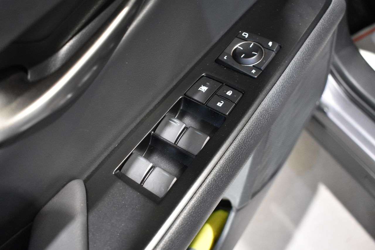 LEXUS UX en Minoautos