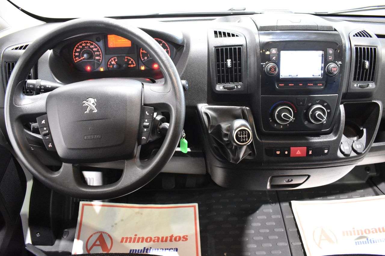 PEUGEOT BOXER en Minoautos