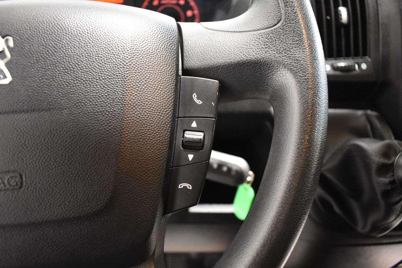 PEUGEOT BOXER en Minoautos