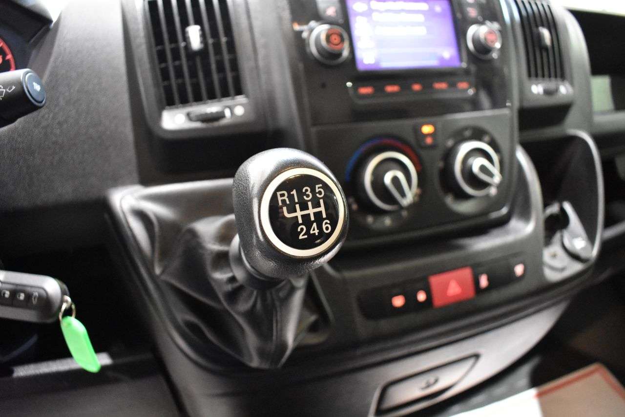 PEUGEOT BOXER en Minoautos