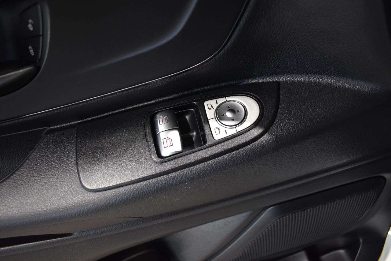 MERCEDES-BENZ VITO en Minoautos