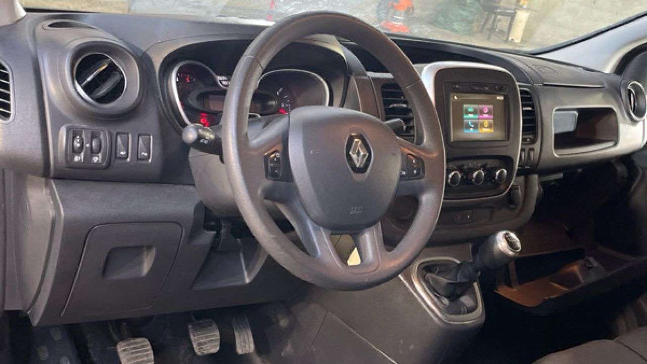 RENAULT TRAFIC en Minoautos