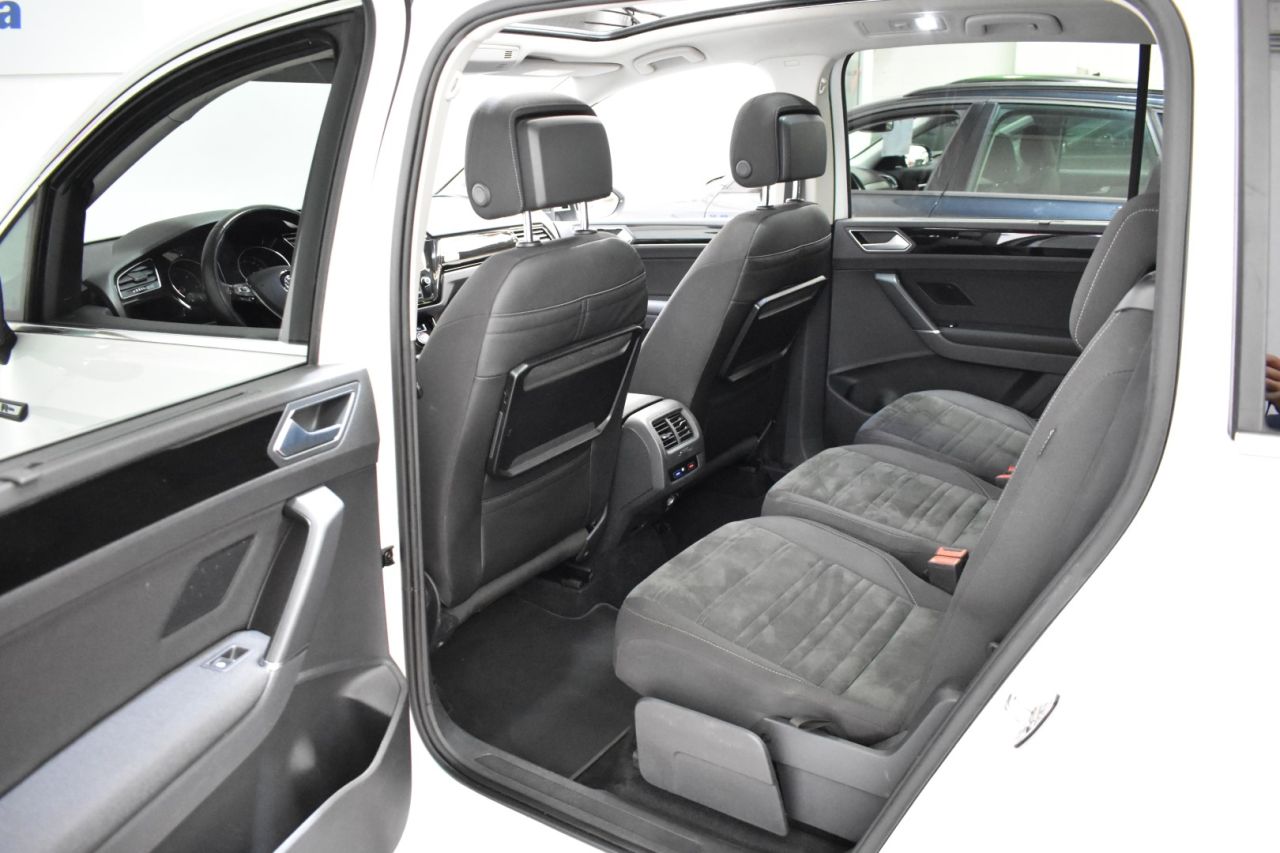 VW TOURAN en Minoautos