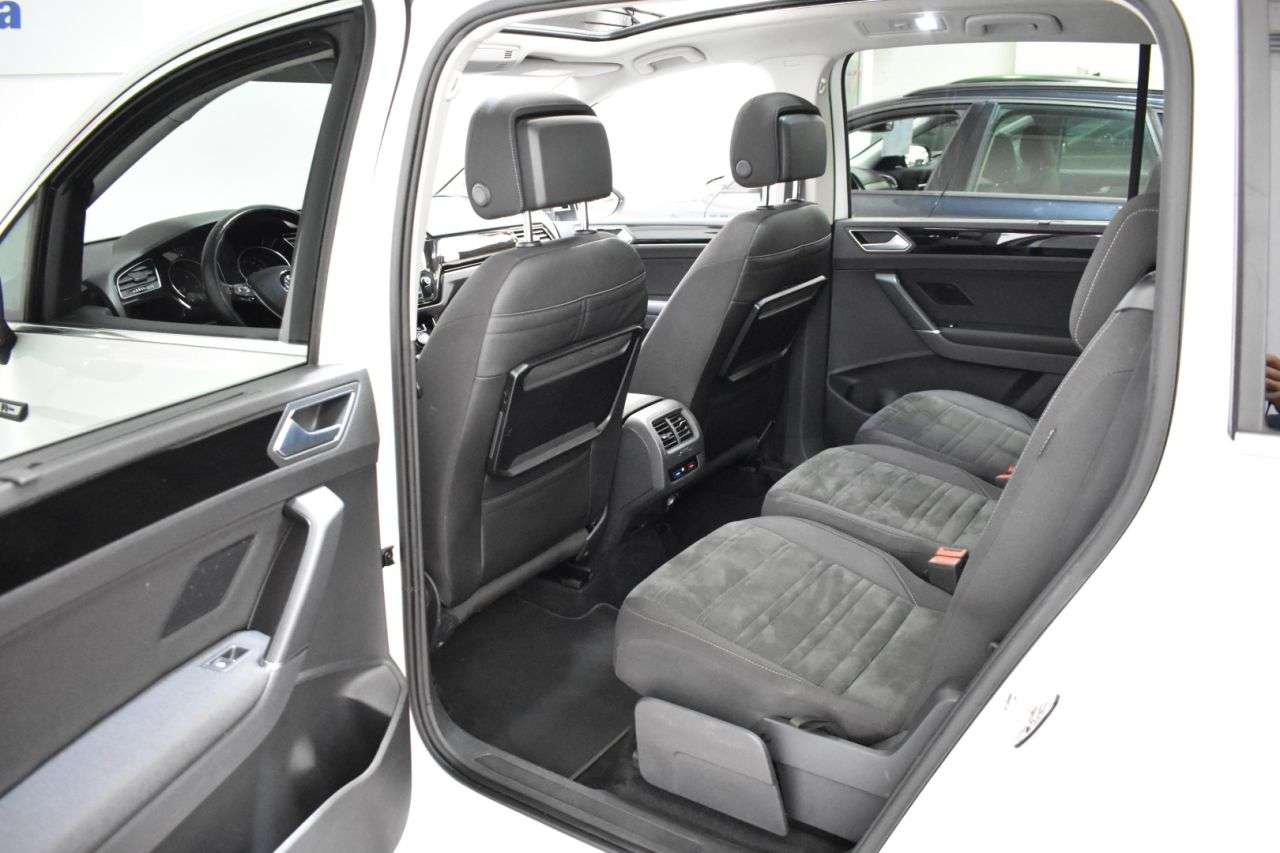 VW TOURAN en Minoautos