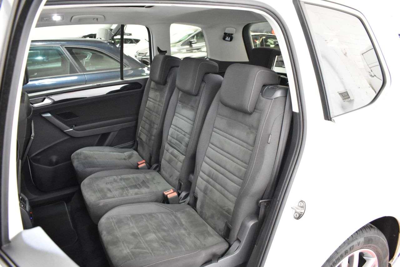 VW TOURAN en Minoautos