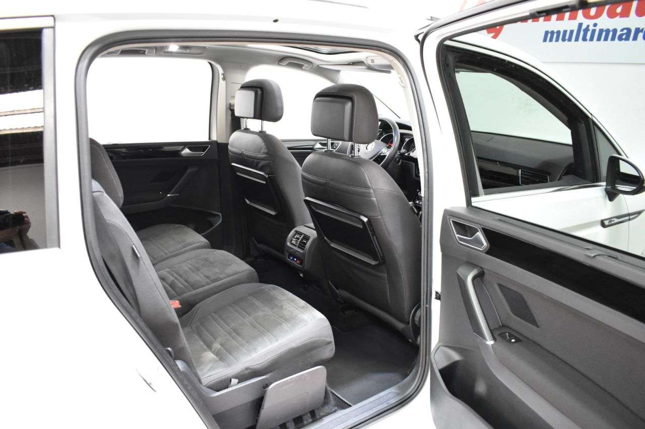 VW TOURAN en Minoautos