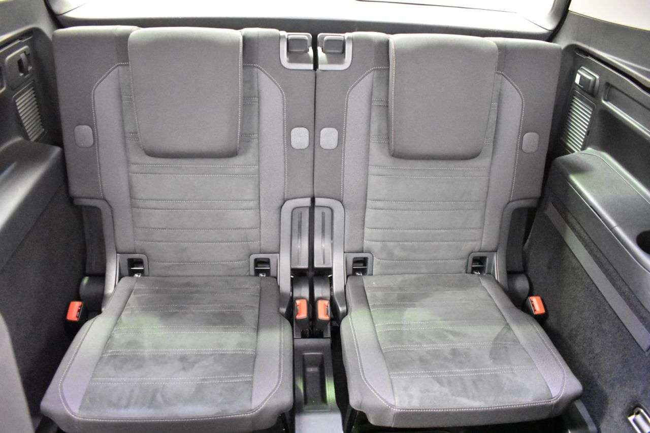 VW TOURAN en Minoautos