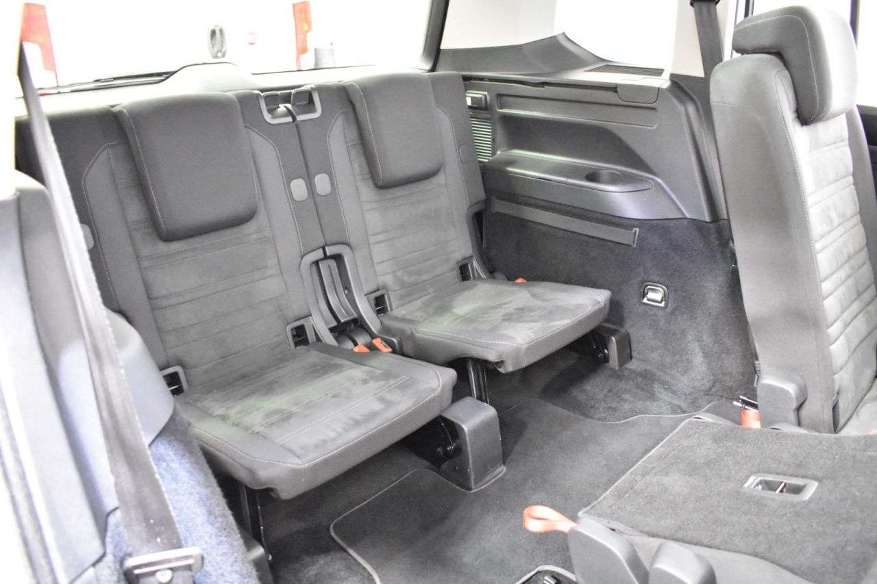 VW TOURAN en Minoautos