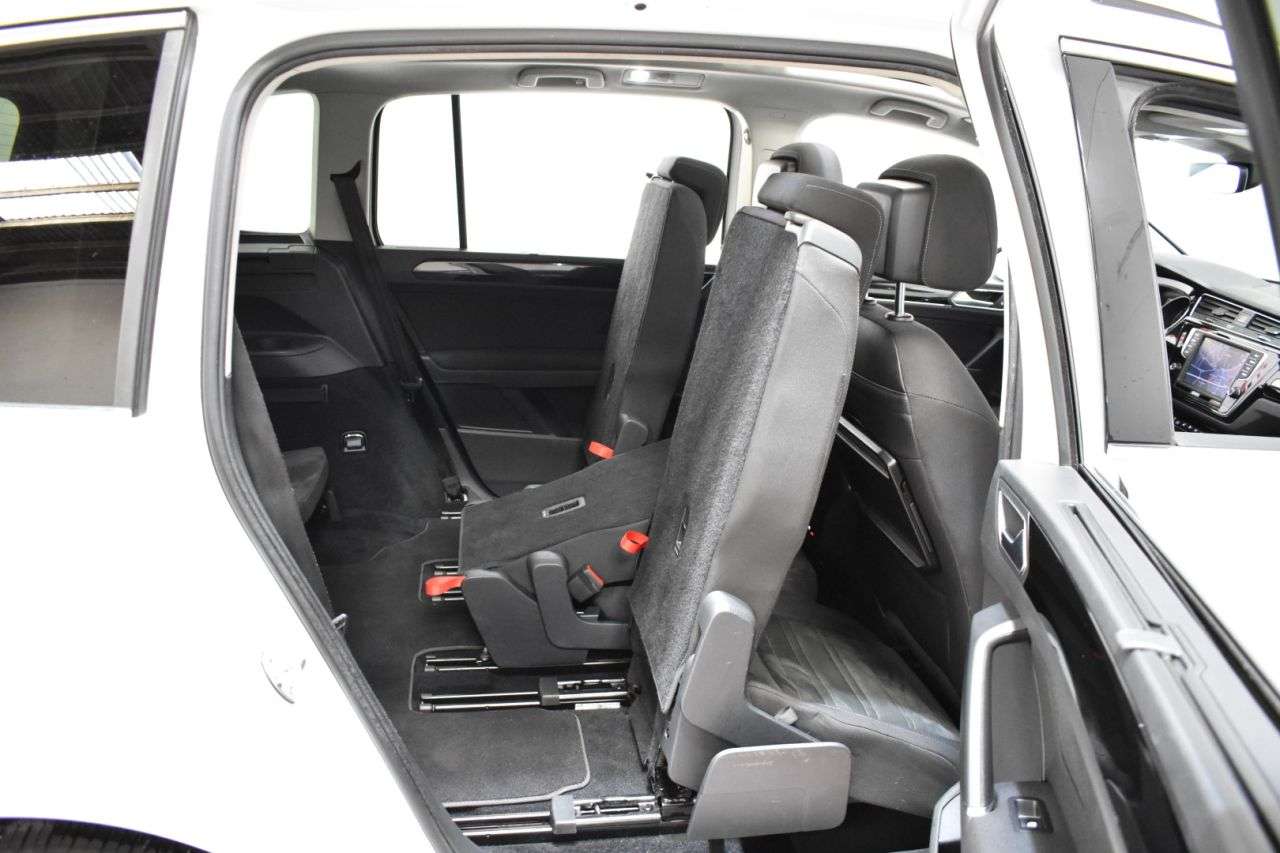 VW TOURAN en Minoautos