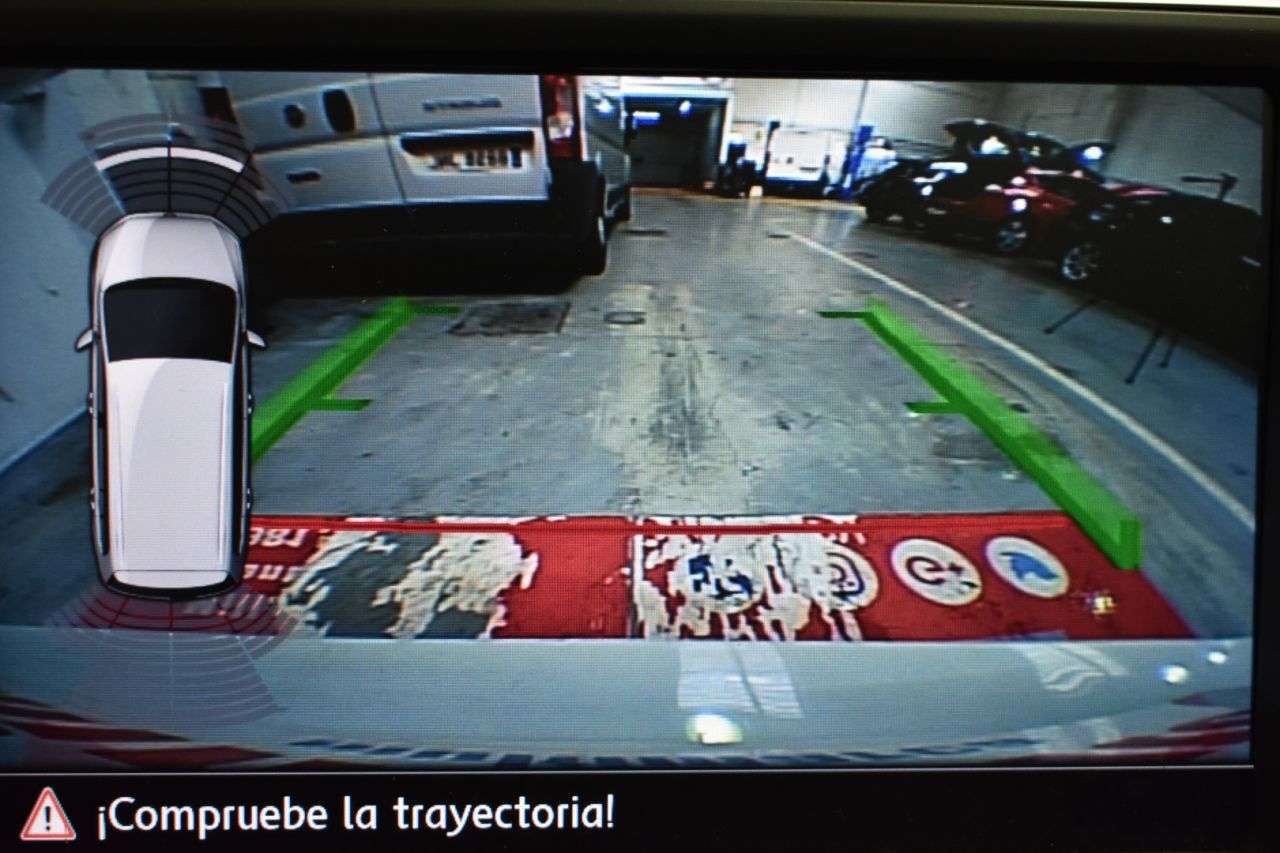 VW TOURAN en Minoautos