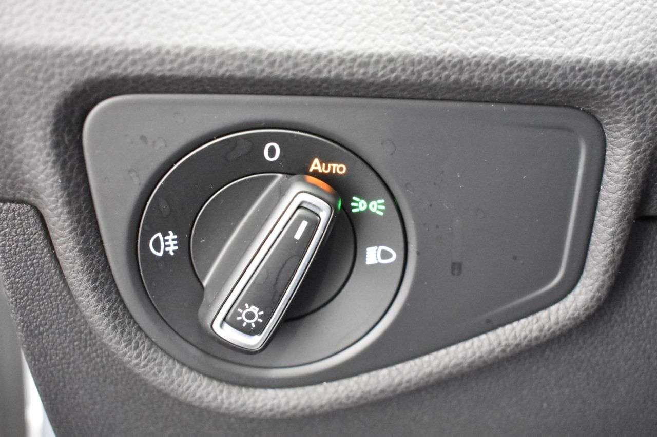 VW TOURAN en Minoautos