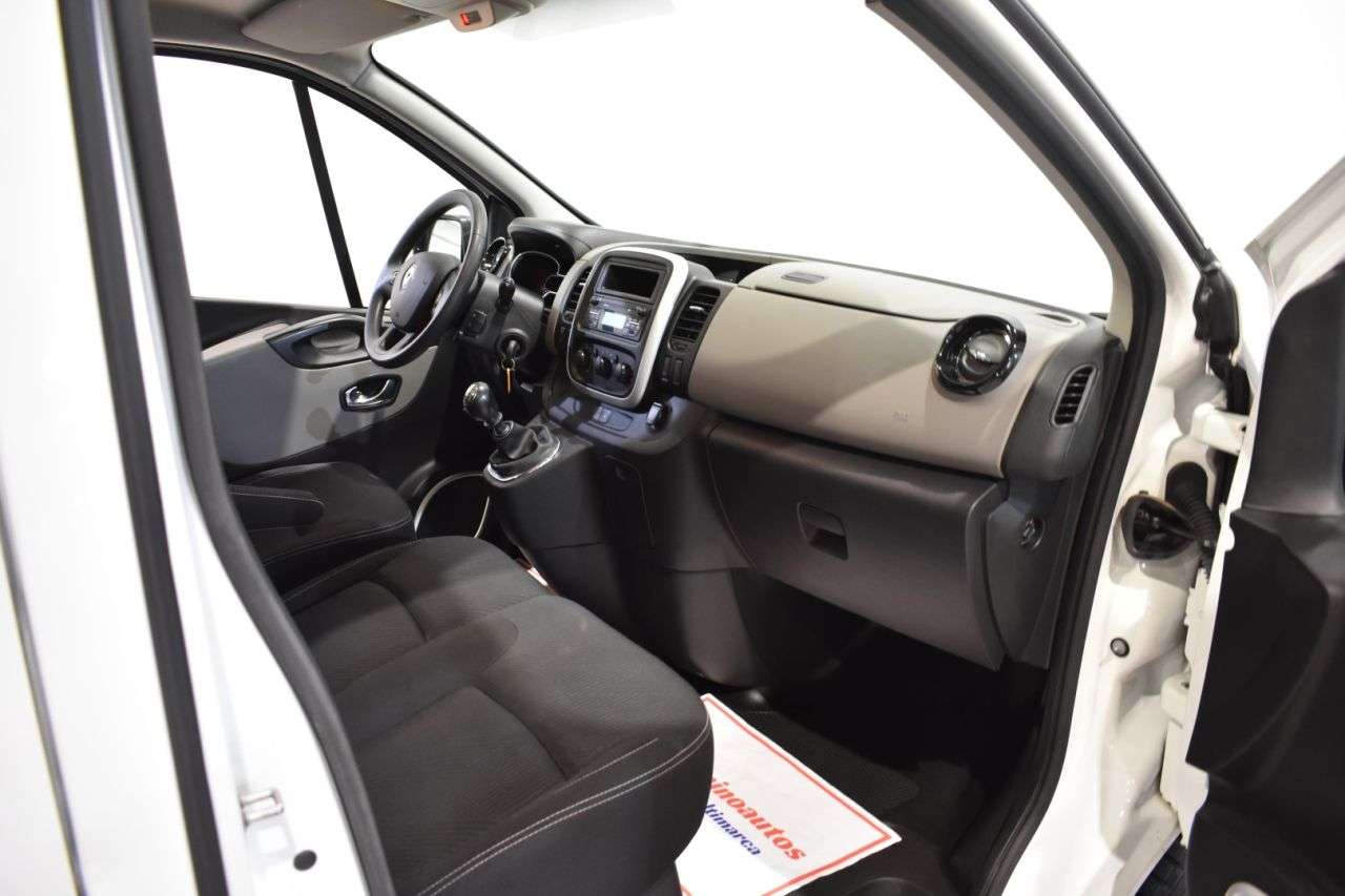 RENAULT TRAFIC en Minoautos