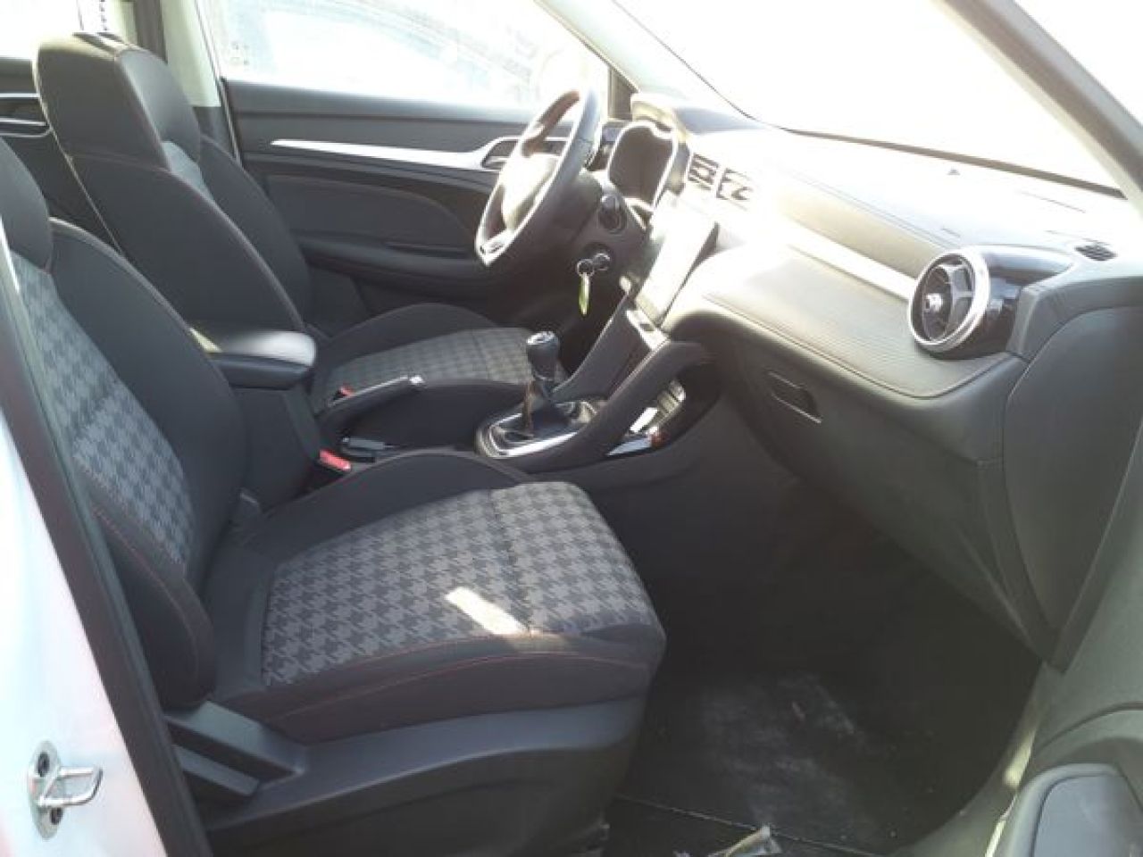MG ZS ICE en Minoautos