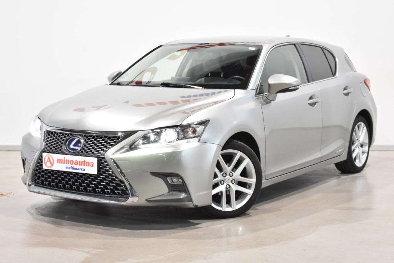 LEXUS CT en Minoautos