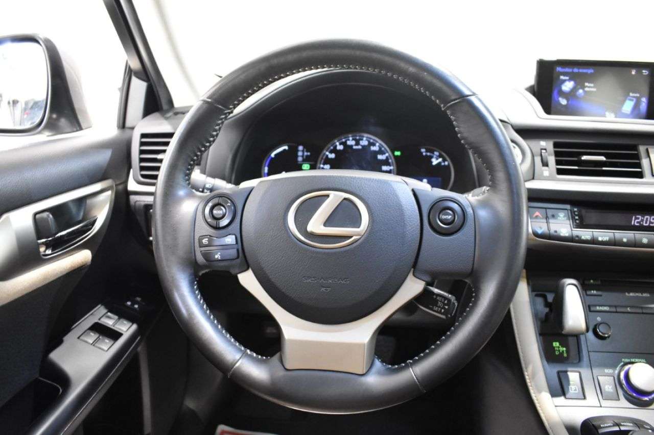 LEXUS CT en Minoautos