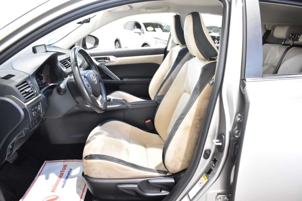 LEXUS CT en Minoautos
