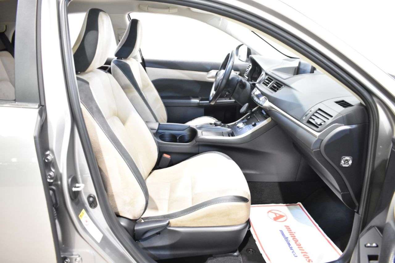 LEXUS CT en Minoautos
