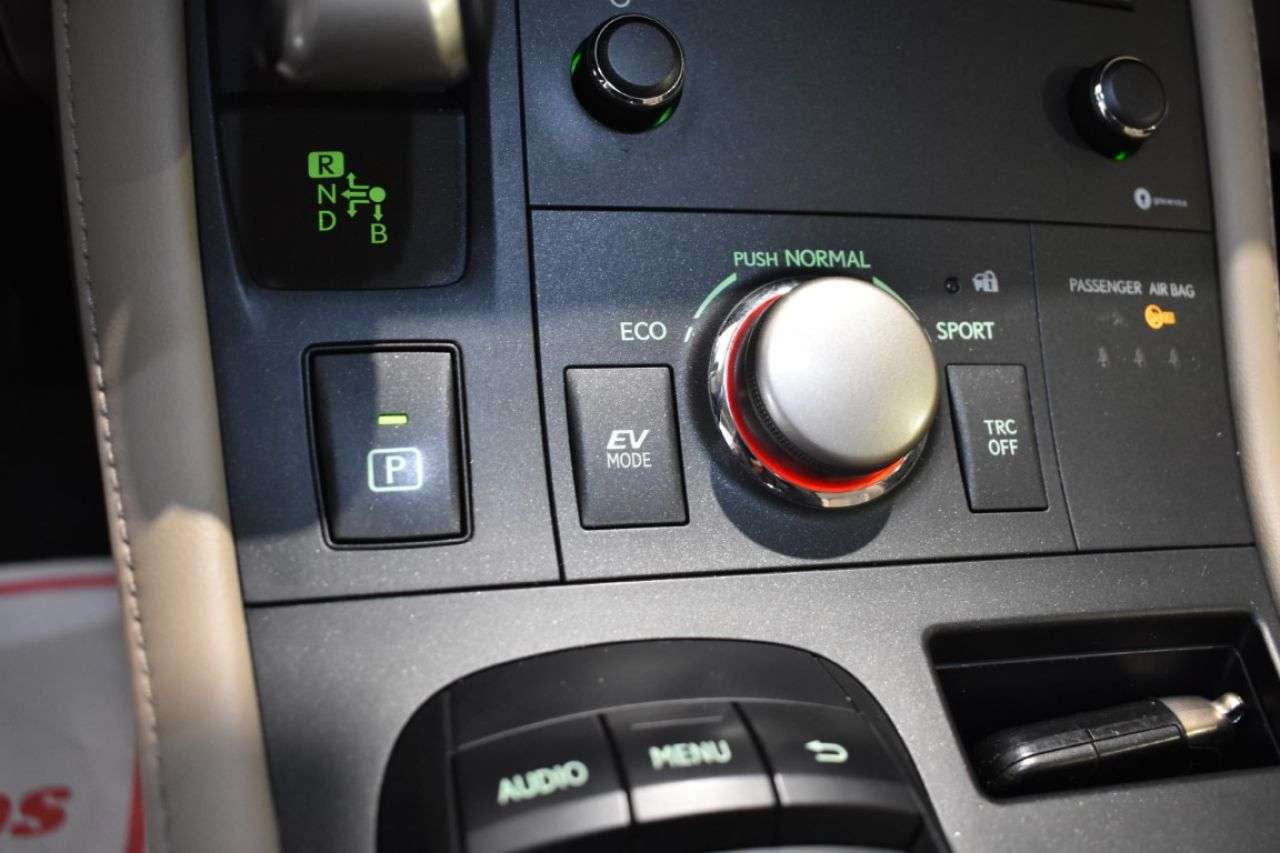 LEXUS CT en Minoautos