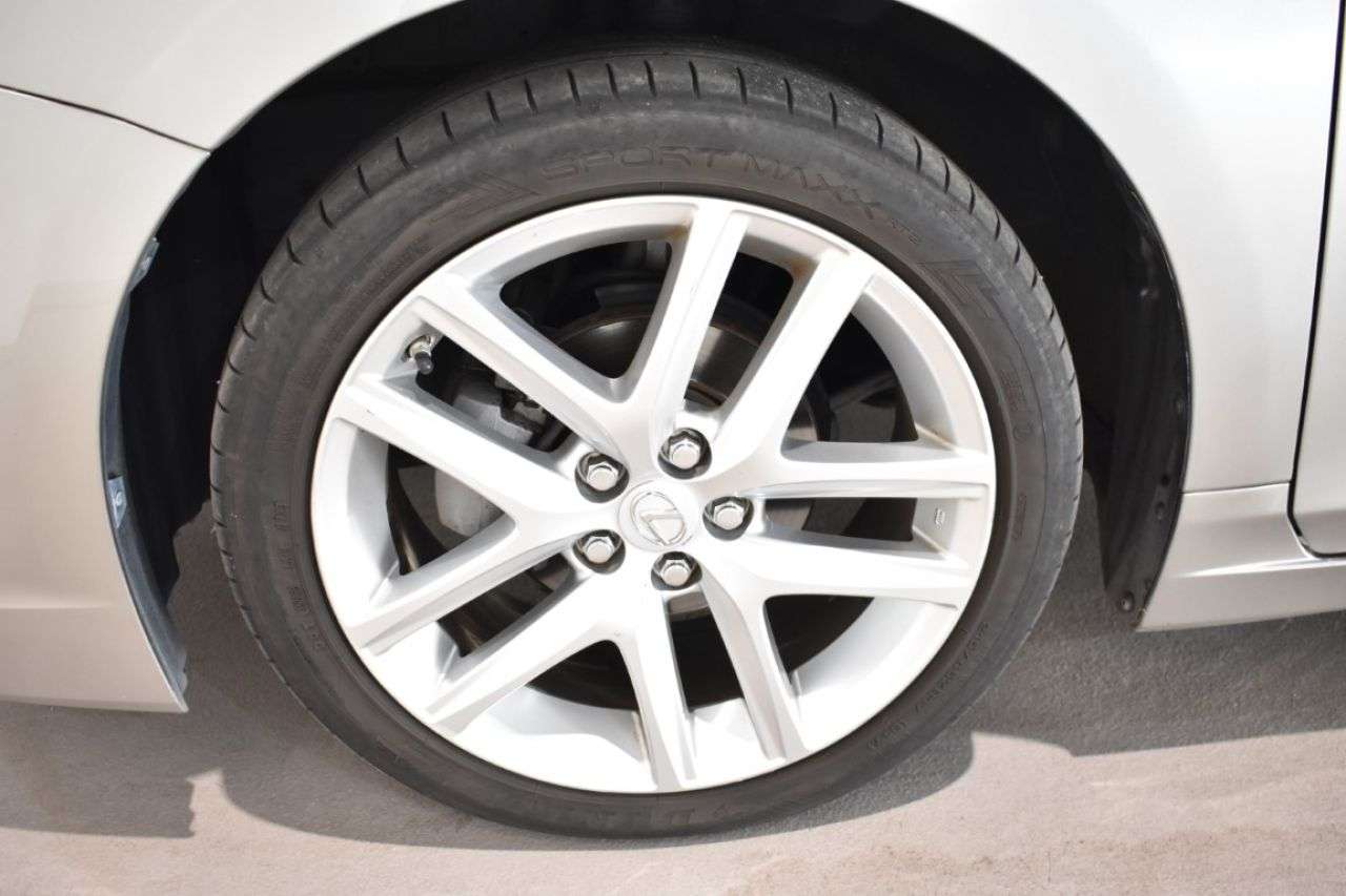LEXUS CT en Minoautos