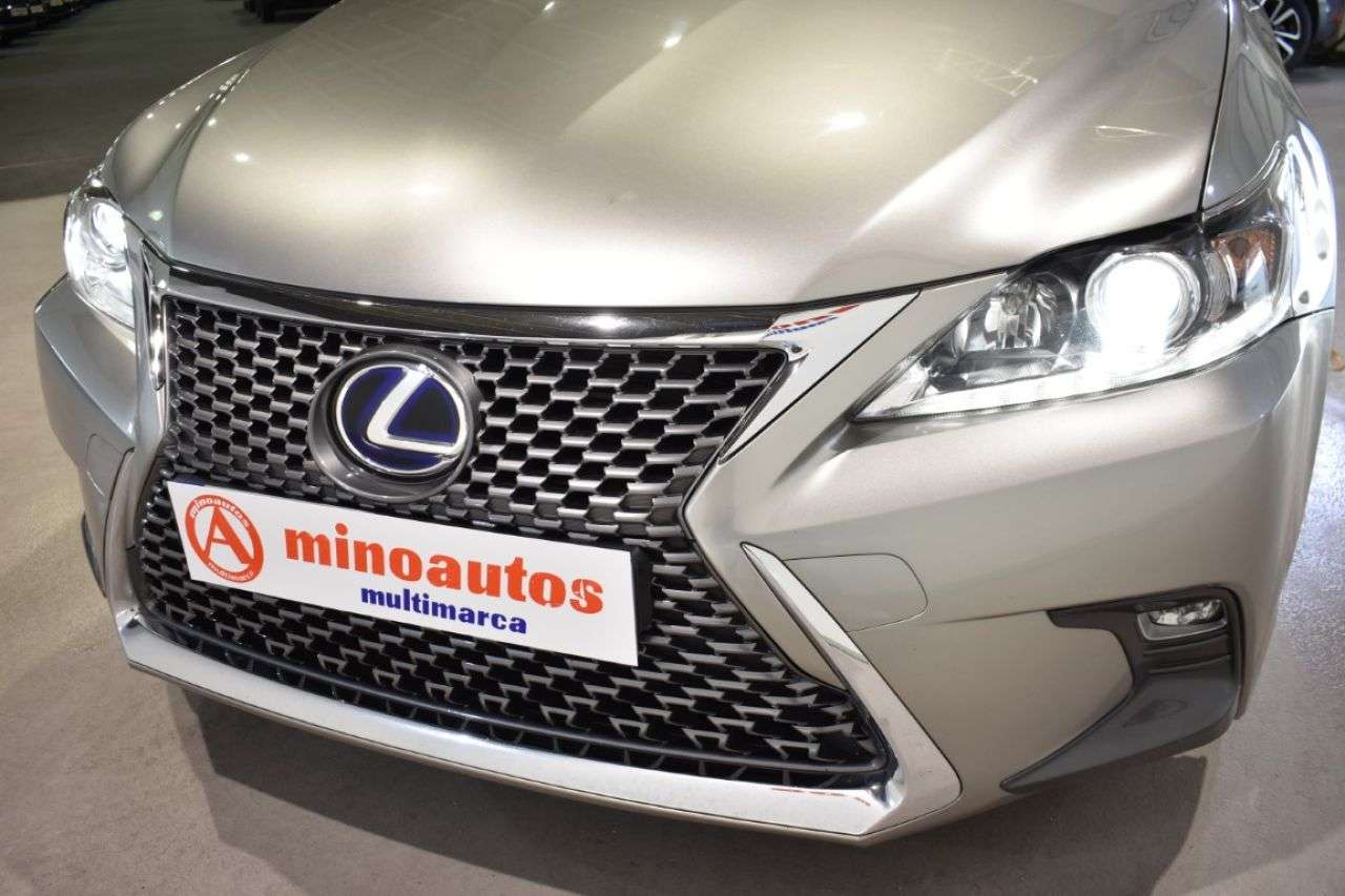 LEXUS CT en Minoautos