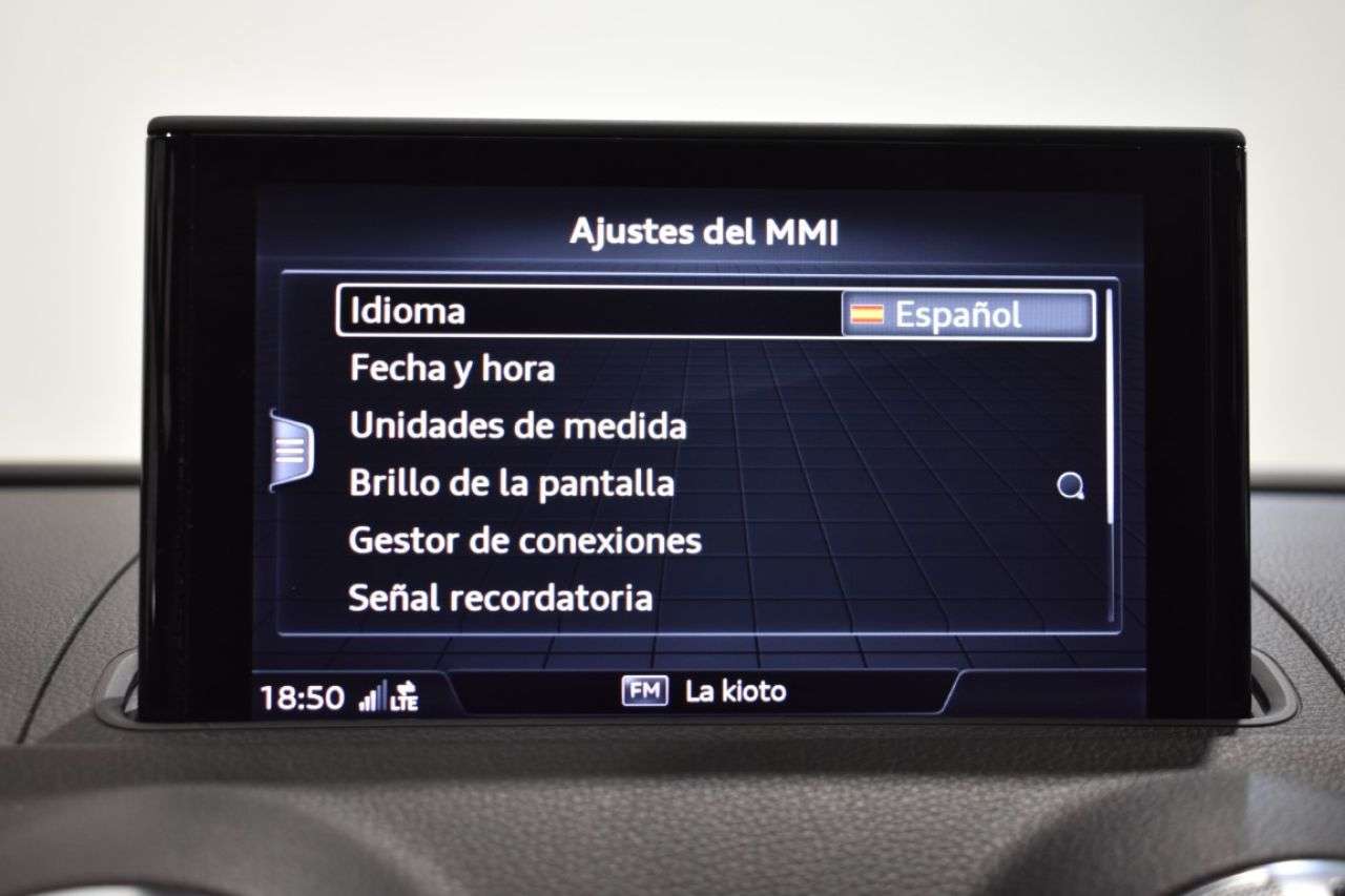 AUDI A3 SEDAN en Minoautos