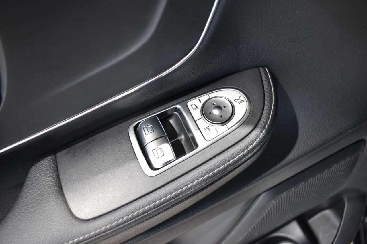 MERCEDES-BENZ CLASE V en Minoautos