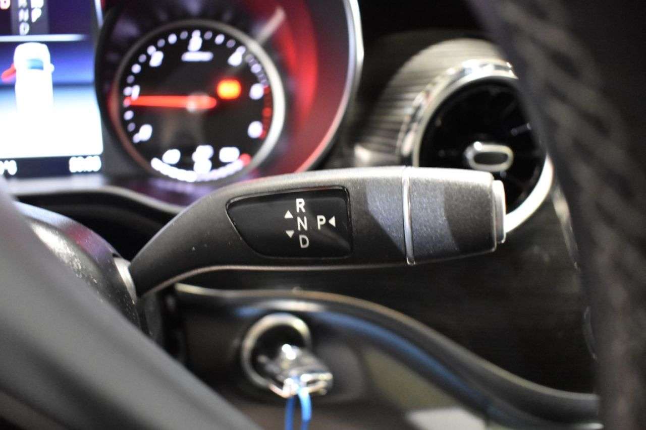 MERCEDES-BENZ CLASE V en Minoautos