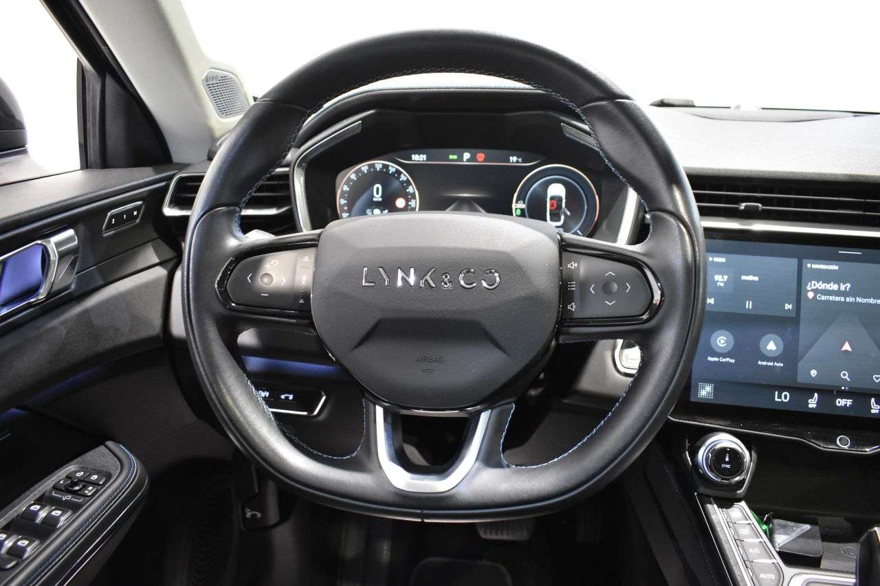 LYNK & CO 01 en Minoautos