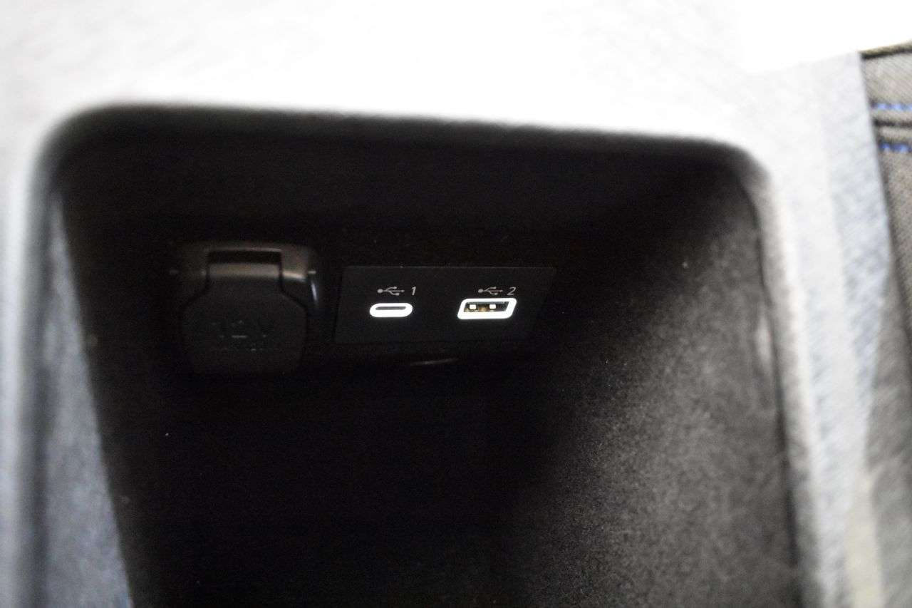 LYNK & CO 01 en Minoautos