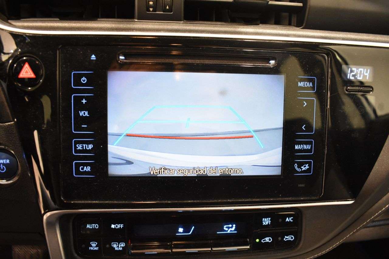 TOYOTA AURIS TOURING SPORTS en Minoautos