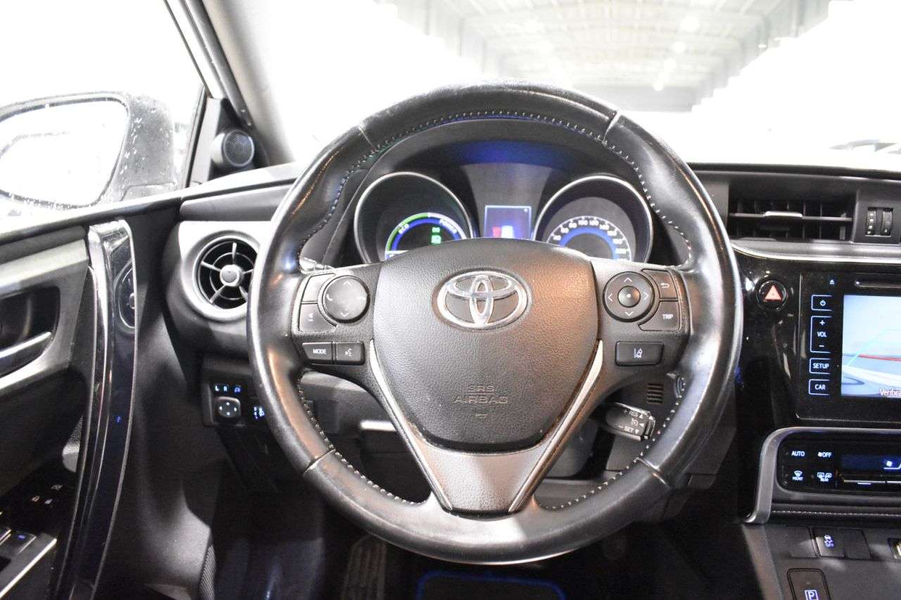 TOYOTA AURIS TOURING SPORTS en Minoautos