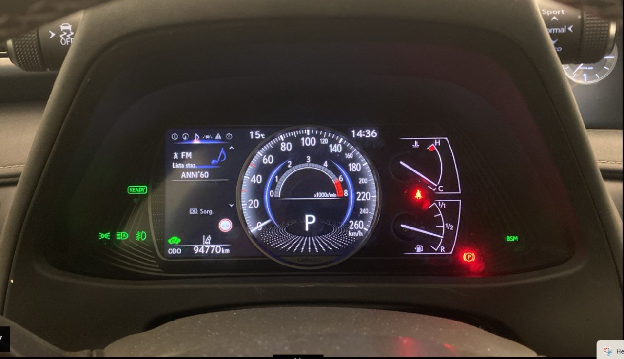 LEXUS UX en Minoautos