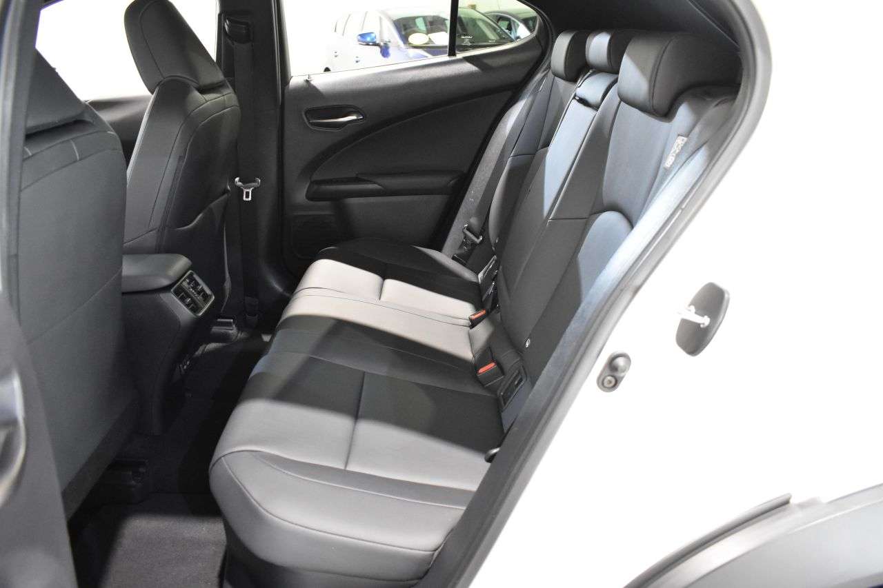 LEXUS UX en Minoautos