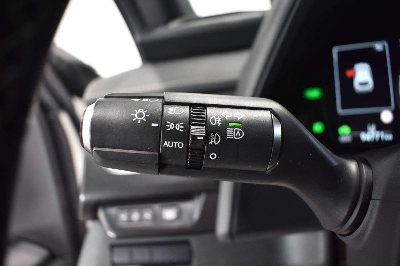 LEXUS UX en Minoautos