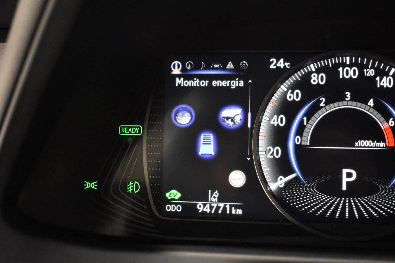 LEXUS UX en Minoautos