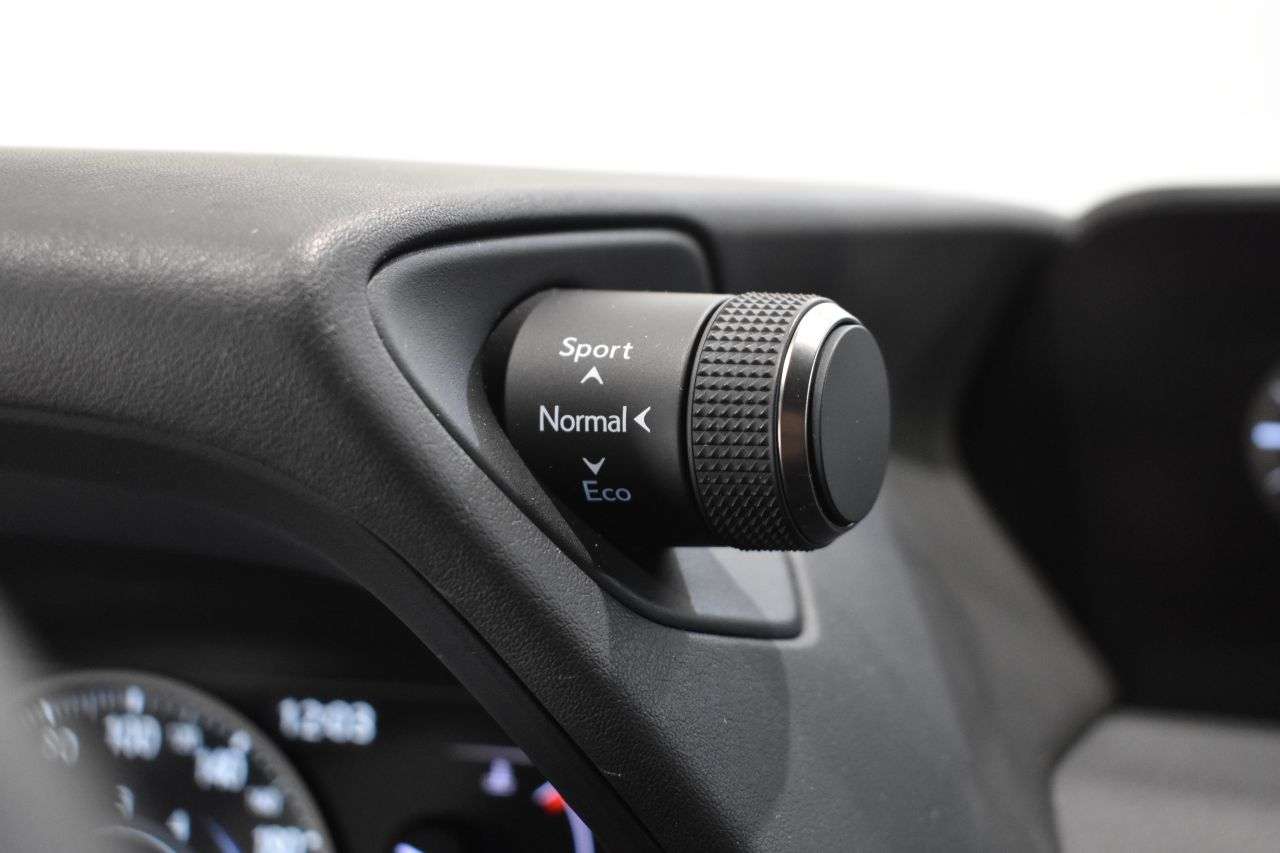 LEXUS UX en Minoautos