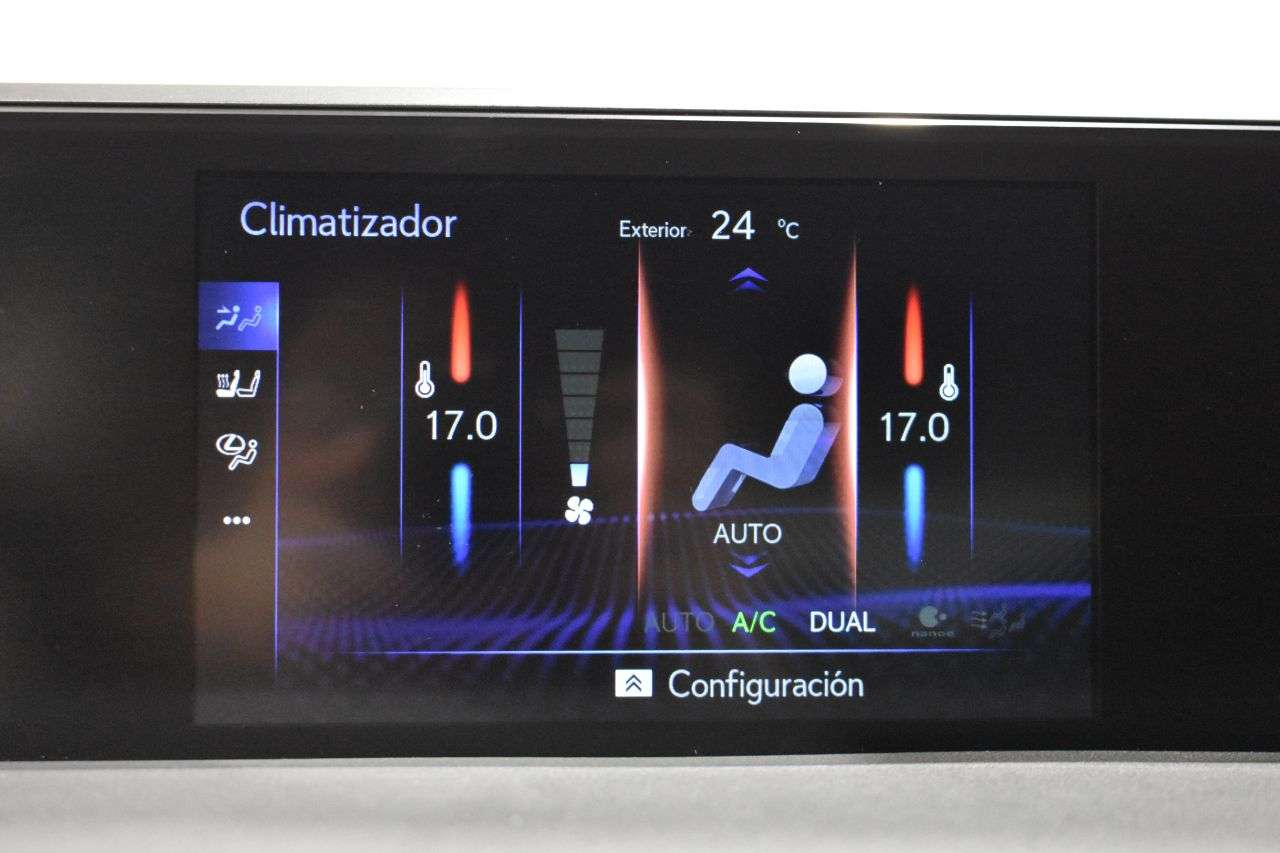 LEXUS UX en Minoautos