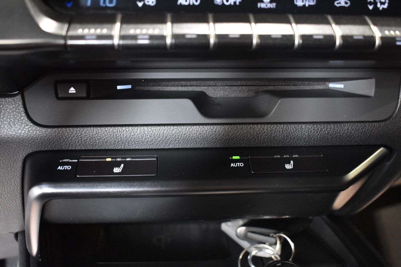 LEXUS UX en Minoautos