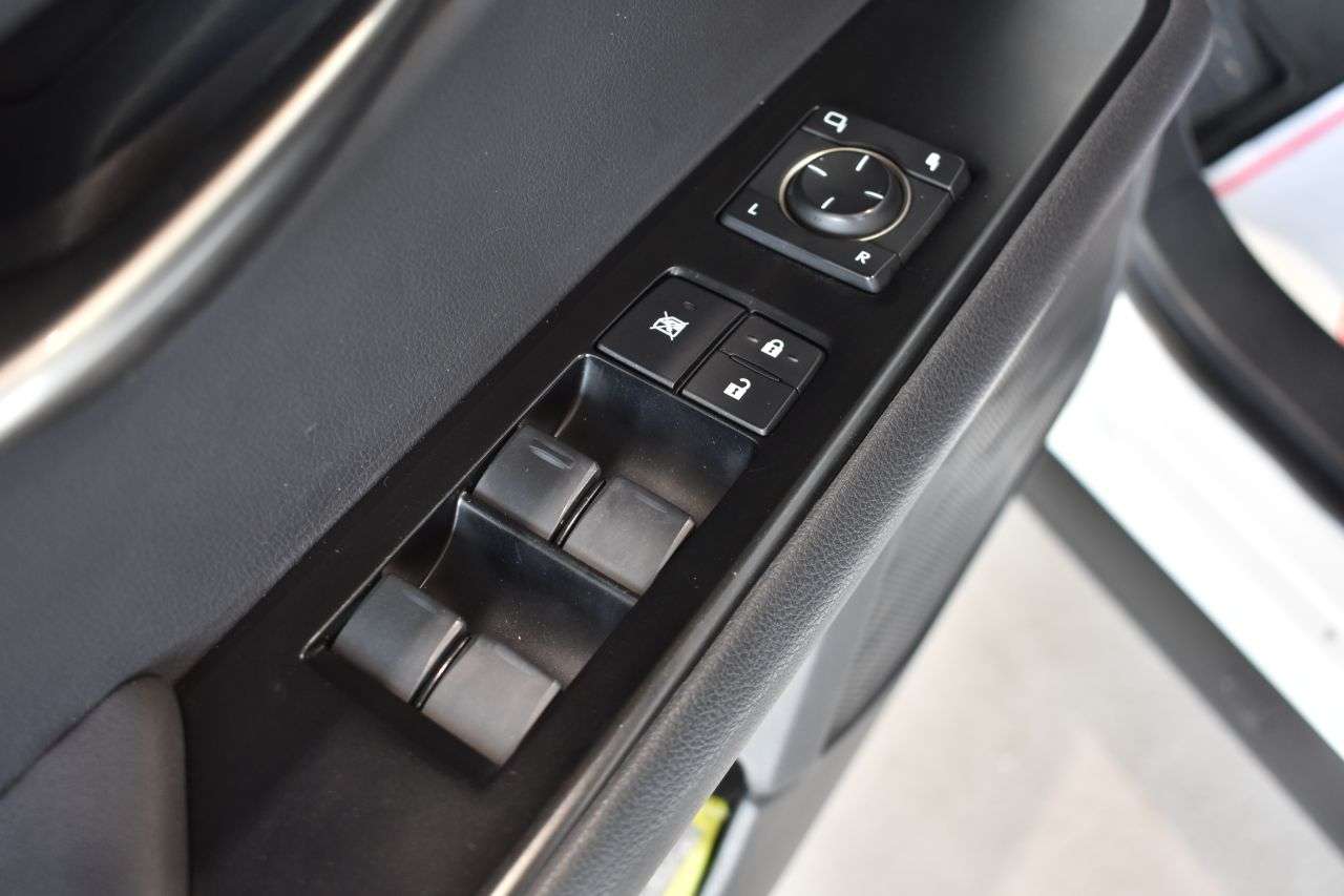 LEXUS UX en Minoautos