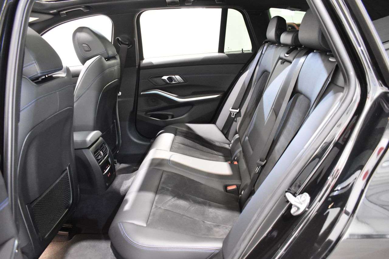 BMW SERIE 3 TOURING en Minoautos